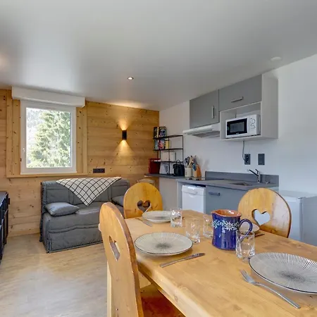 Le Cedre Bleu Apartment *