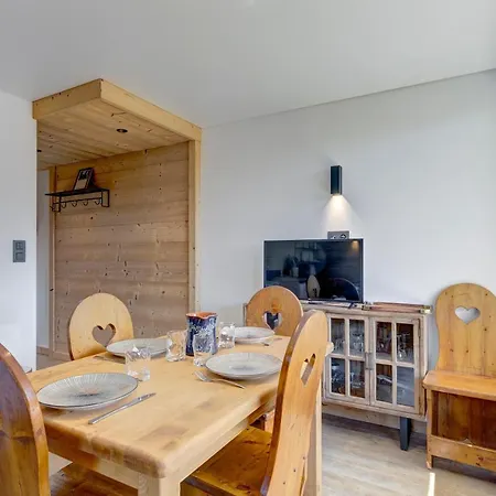 Le Cedre Bleu Apartment *